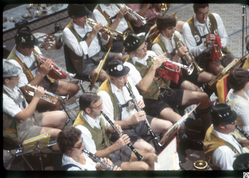 1978 Oktoberfest 02 trumpets & clarinets.jpg